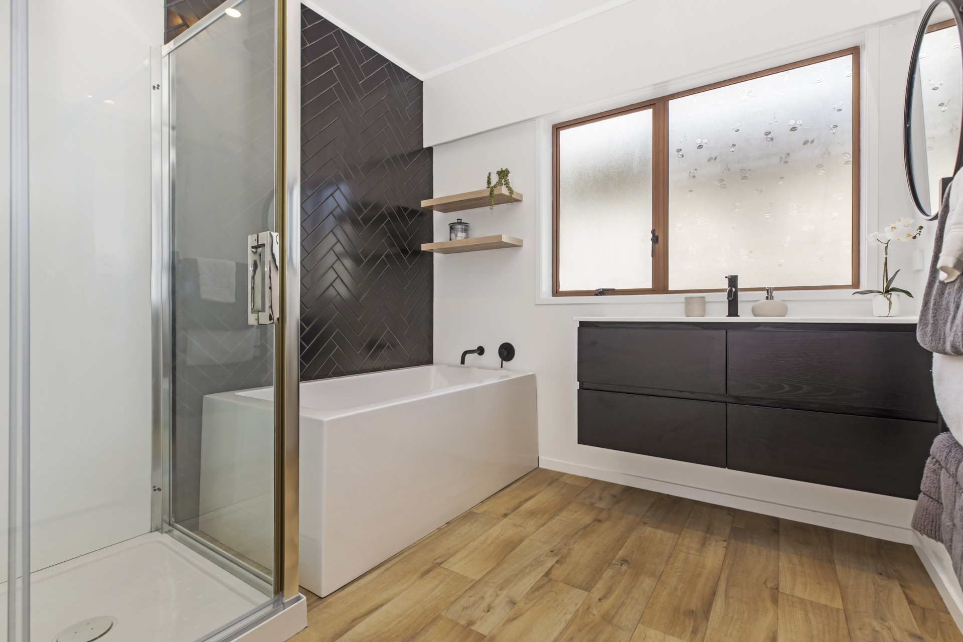 First Up Best Dressed!!! Arizto