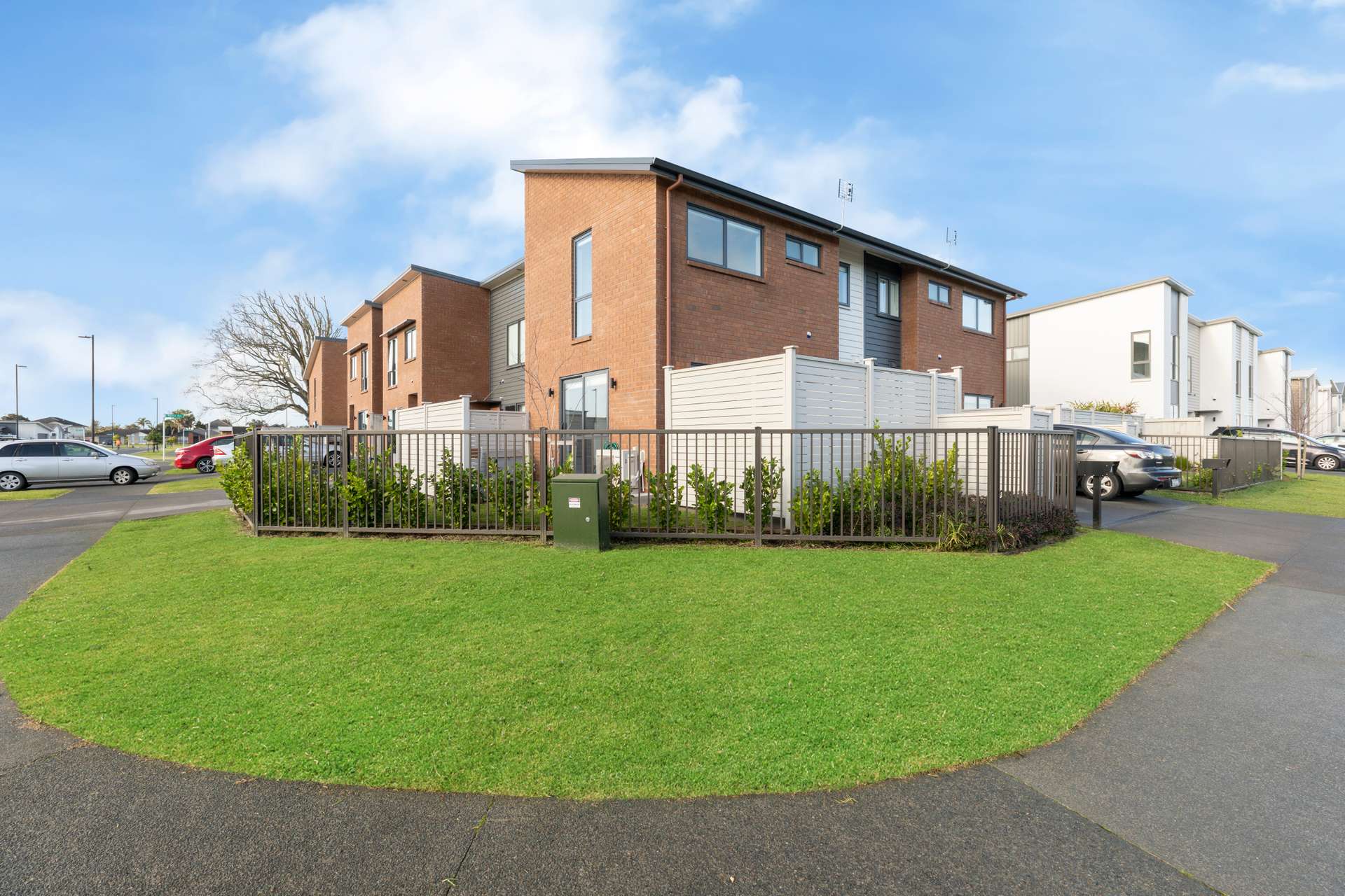 First Up Best Dressed… Arizto