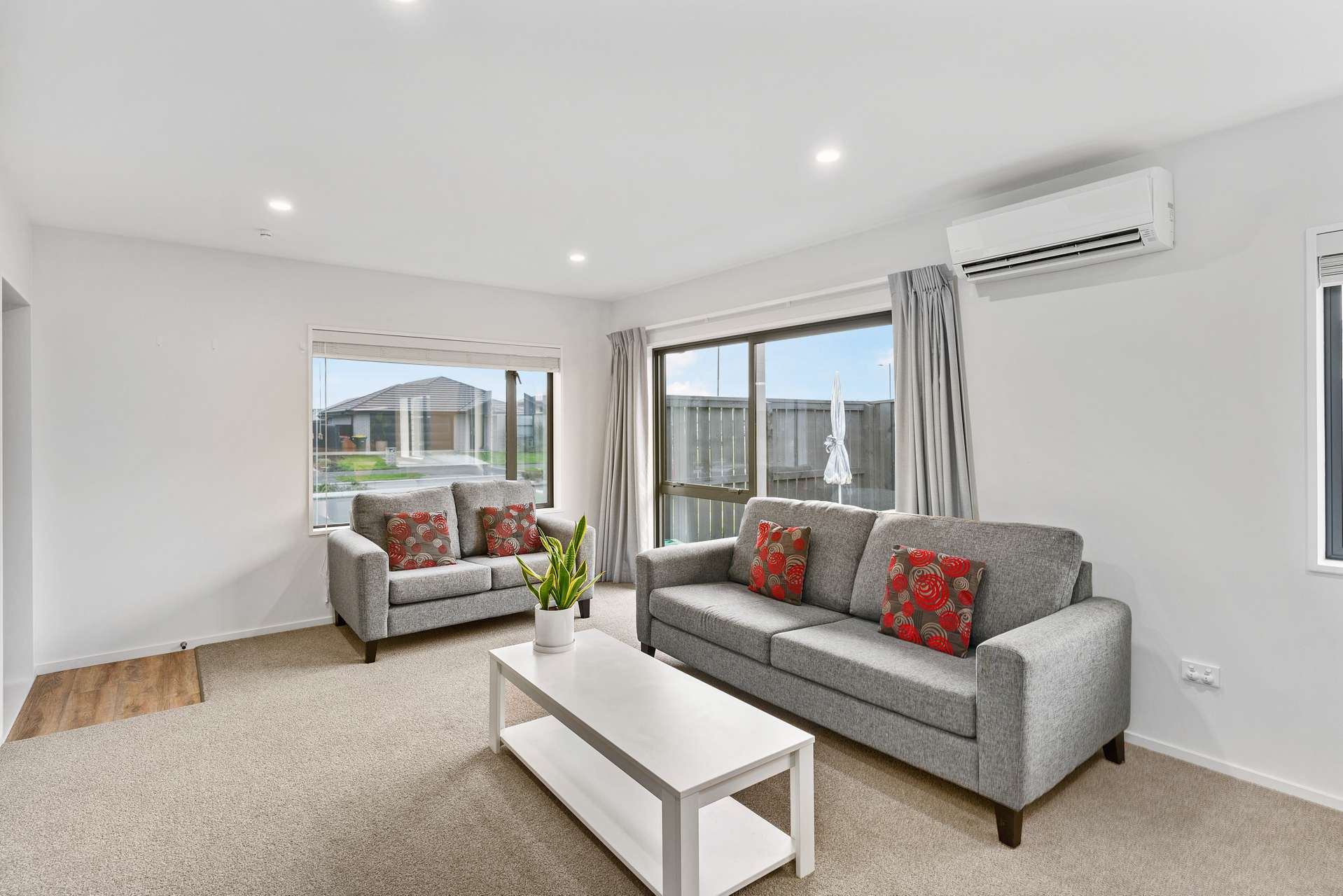 INSTRUCTIONS ARE CLEAR PRESENT ALL OFFERS! Arizto