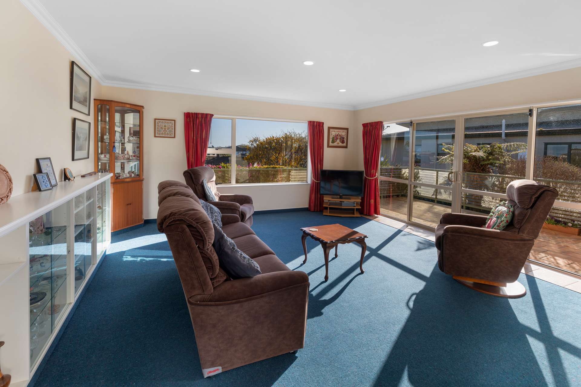 Springvale, Elevated Brick and Tile 2003 Arizto