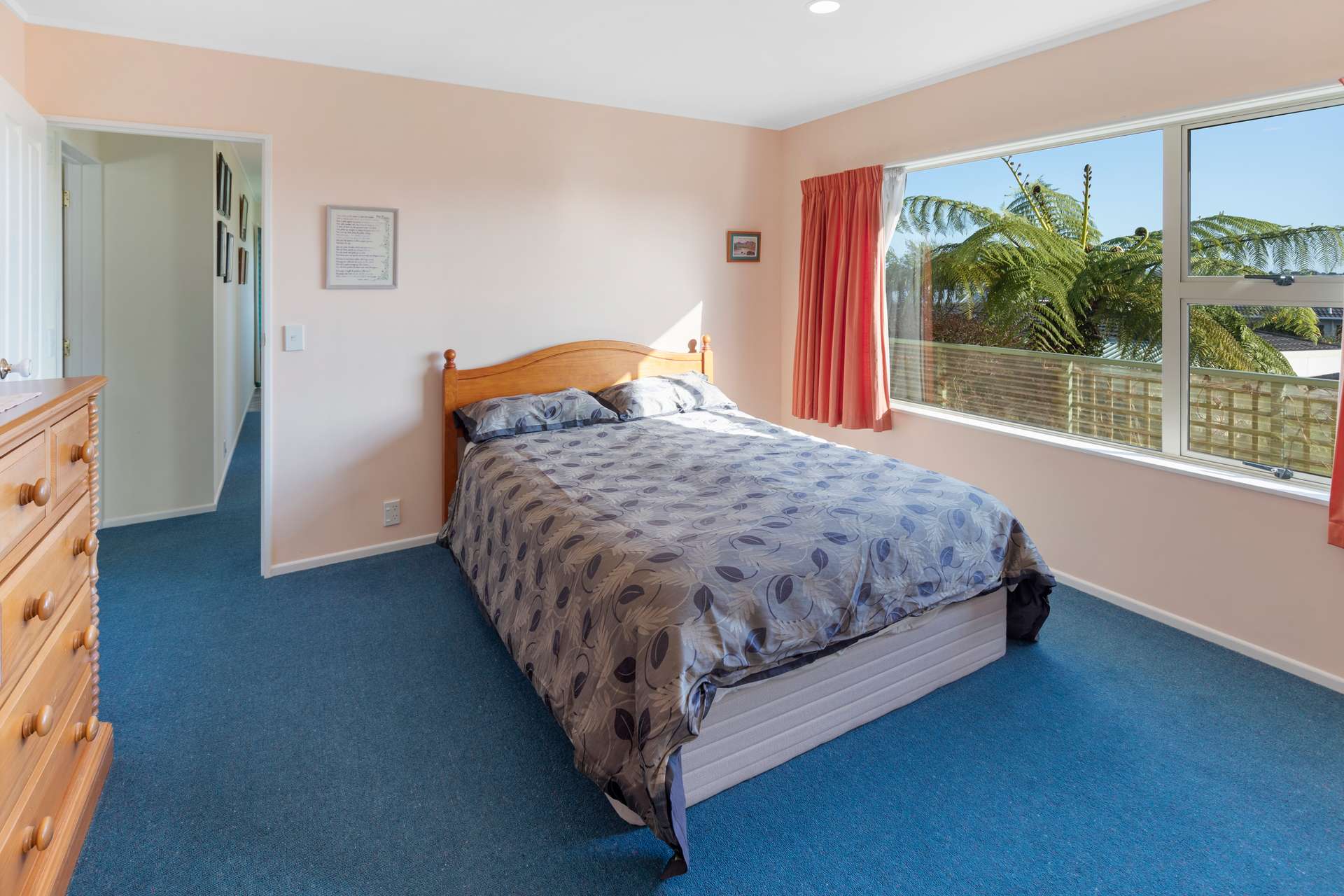 Springvale, Elevated Brick and Tile 2003 Arizto