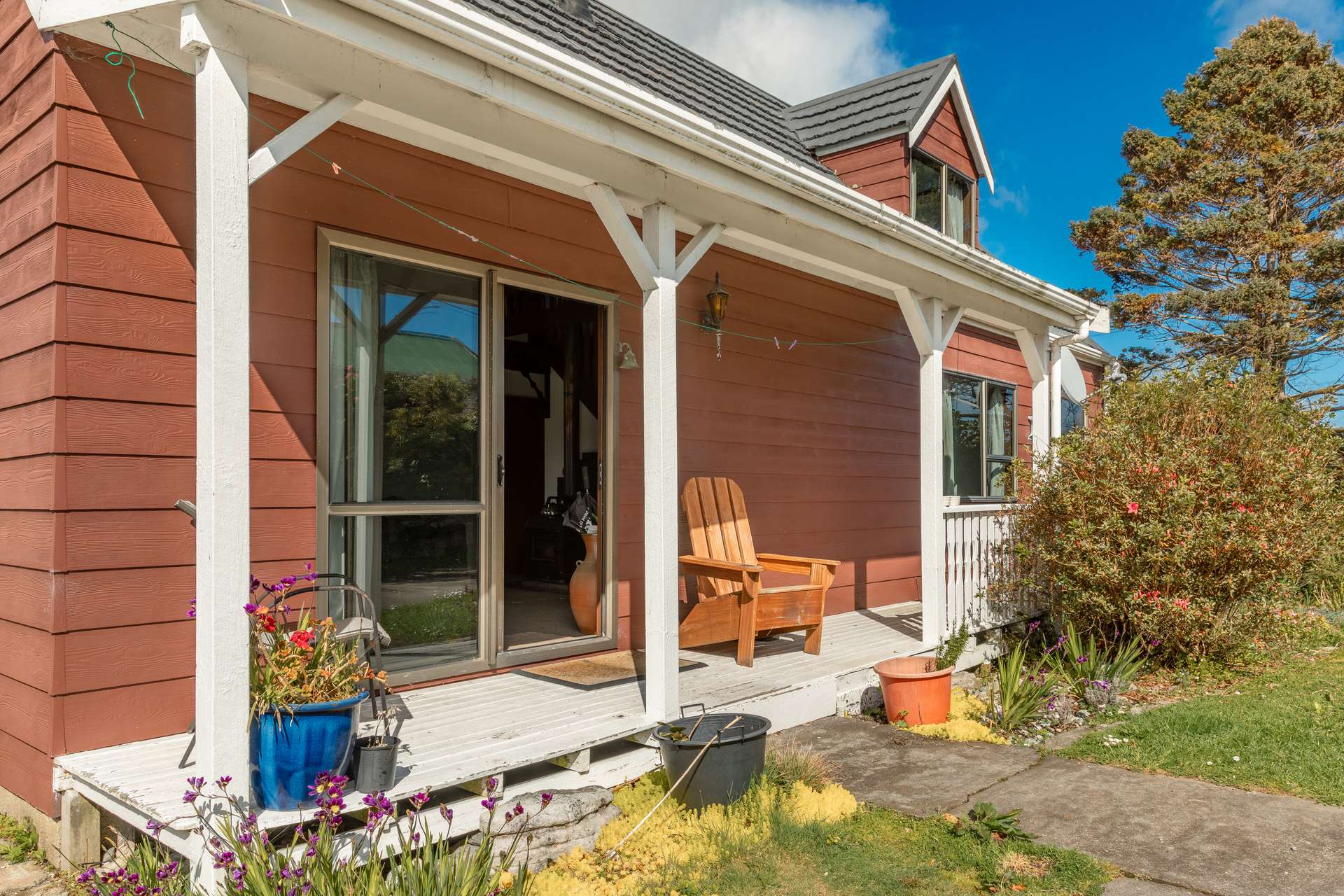 AFrame Charm in Westport! Arizto