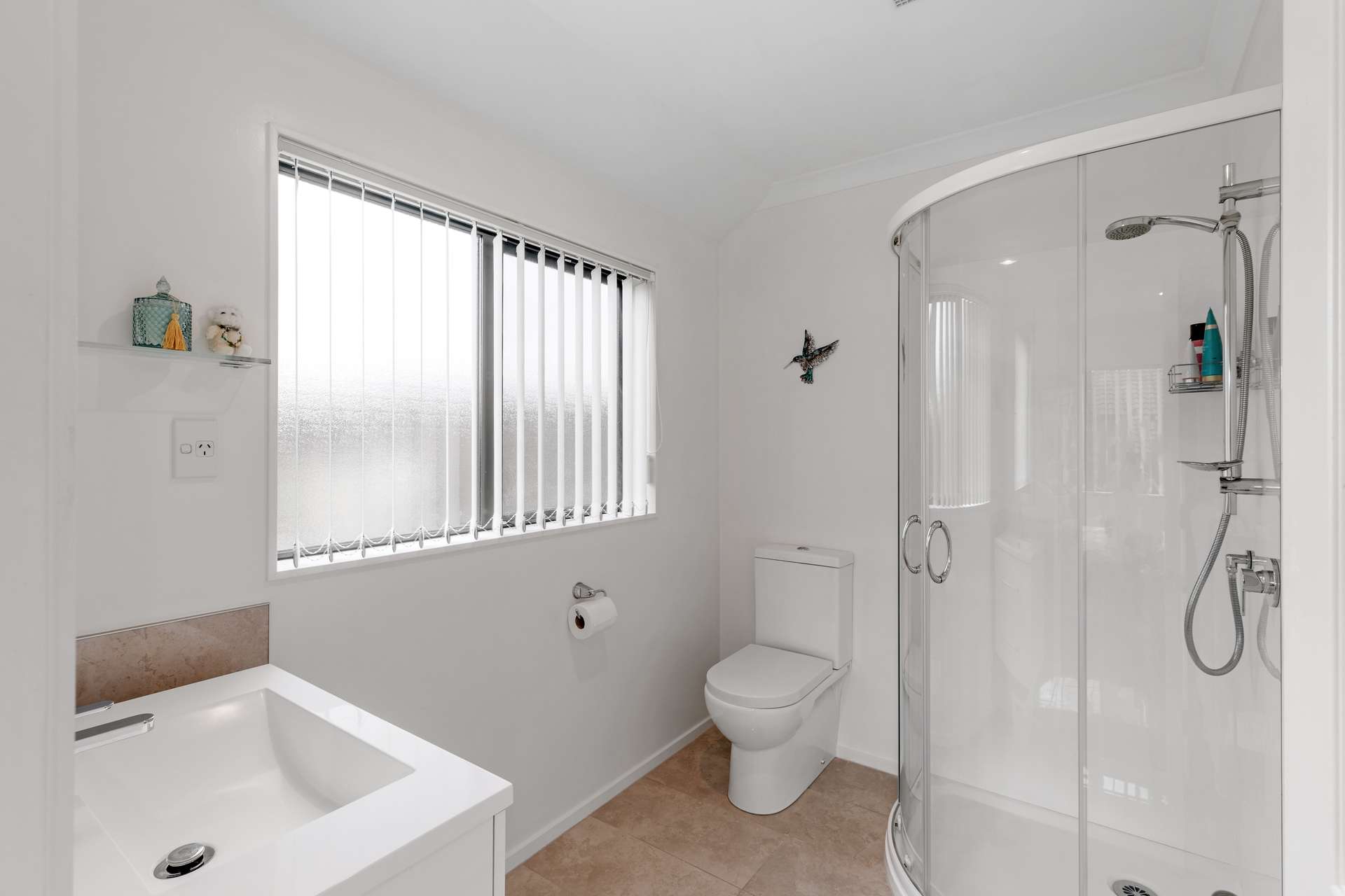 Immaculate Easy-Care Gem | Arizto