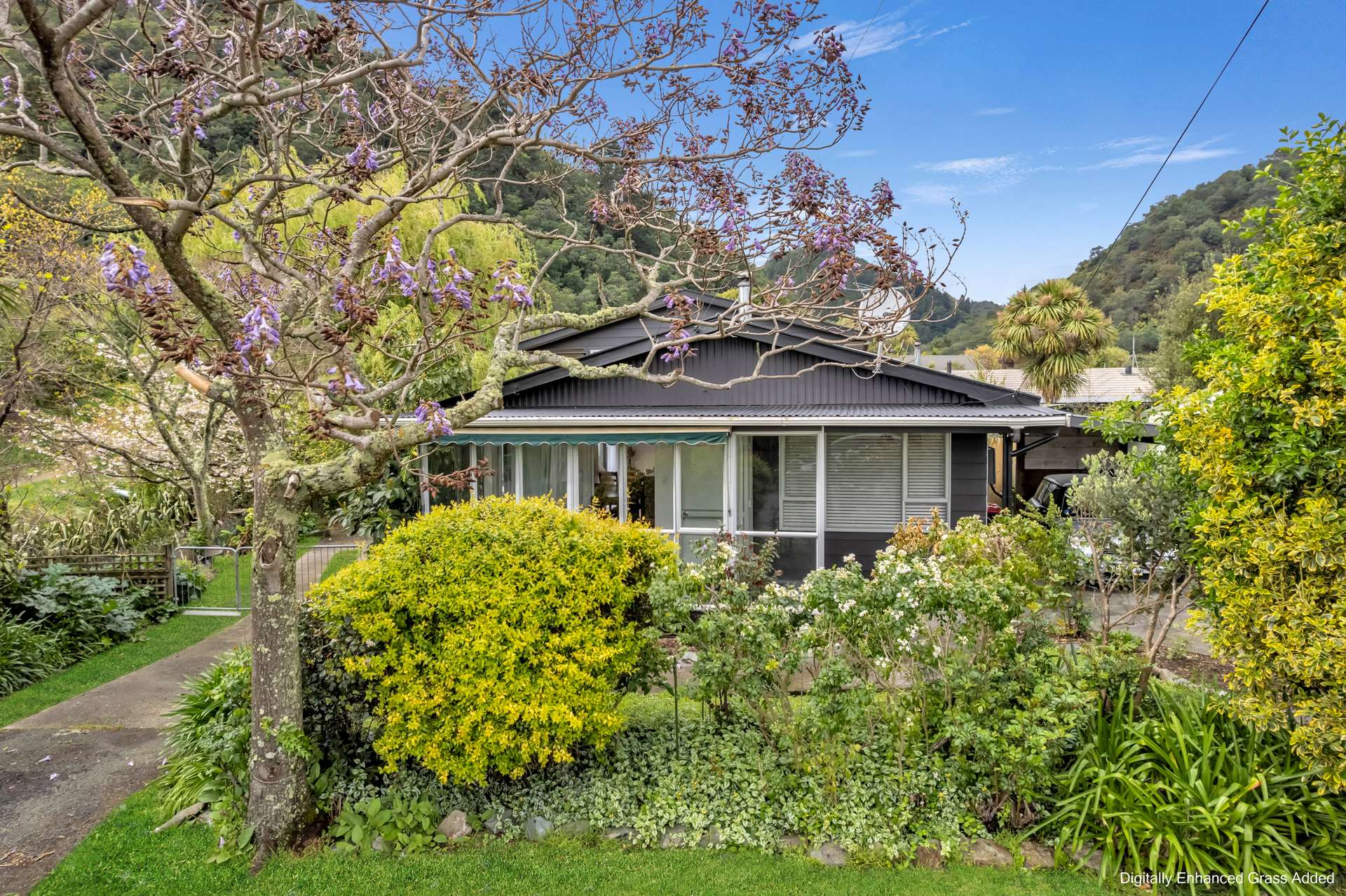 Not Your Run-of-the-Mill Picton Home