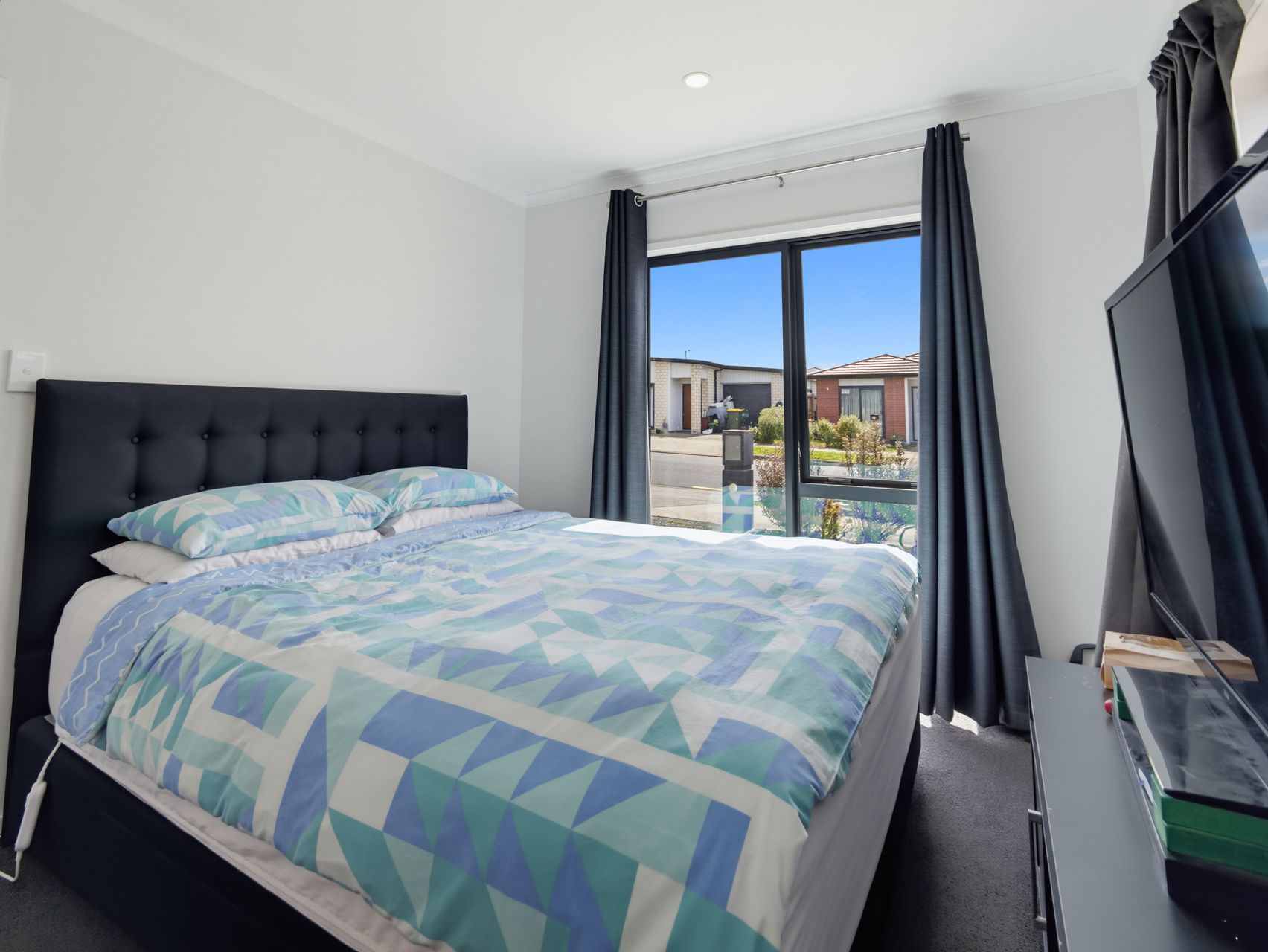 Sunlit Living with Easy-Care Appeal. 3